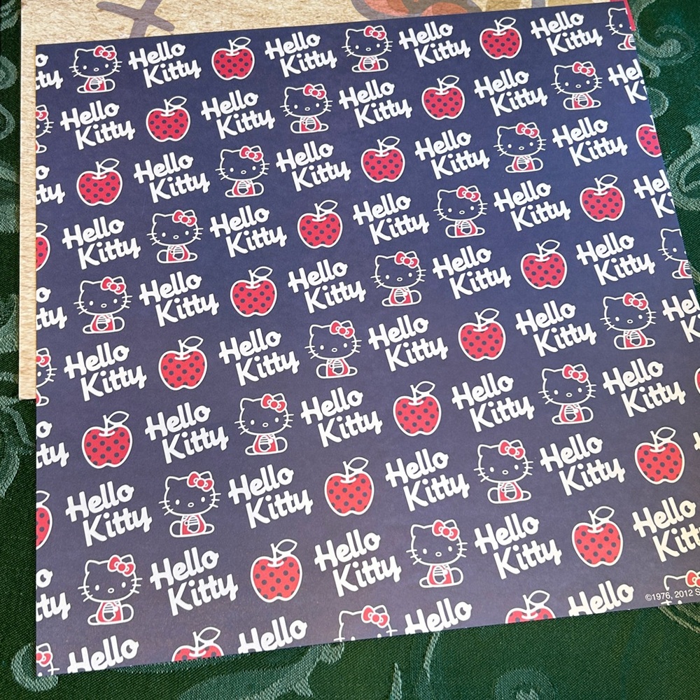 (B) Hello Kitty Lot of 15 12x12 Patterned scrapbook paper & punch outs - Picture 6 of 13